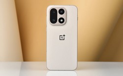 OnePlus 15 ra mắt: Màn hình 165Hz, chip Snapdragon 8 Elite Gen 5, pin 7.300mAh, giá 14,8 triệu đồng OnePlus 15 ra mắt: Màn hình 165Hz, chip Snapdragon 8 Elite Gen 5, pin 7.300mAh, giá 14,8 triệu đồng