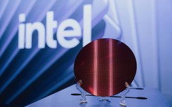 Intel “chốt lịch” ra mắt Nova Lake năm 2026: tối đa 52 nhân, GPU Xe3 và socket mới