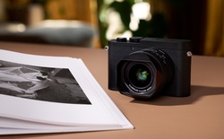 Leica ra mắt máy ảnh Q3 Monochrom: Phiên bản "chỉ biết chụp đen trắng" của Leica Q3