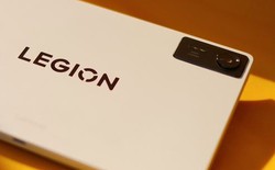 Lộ diện máy tính bảng chơi game nhỏ gọn của Lenovo: Chip Snapdragon 8 Elite Gen 5, màn hình 165Hz đối đầu Xiaomi Pad mini và iPad mini
