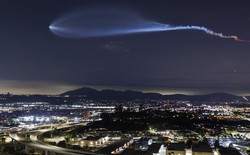 Mảnh vỡ từ vệ tinh Starlink của SpaceX đang trôi nổi trong không gian