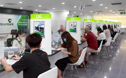 Từ 1/1/2026, Vietcombank, VietinBank, Agribank, BIDV... ngừng chấp nhận loại giấy tờ này, ai chưa cập nhật bị ngừng giao dịch rút tiền/ chuyển tiền