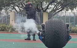 Cảnh sát Trung Quốc tung "Quả bóng thép" 125kg vào cuộc chiến chống tội phạm: Tương lai như phim viễn tưởng