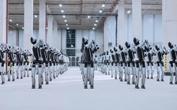 Đoàn quân robot Trung Quốc hoàn hảo đến mức chứng minh mãi mà dân tình vẫn cố cãi: "Đây chắc chắn là giả"