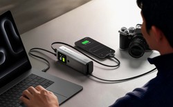 Sharge ra mắt pin sạc 20.000mAh 165W có dây USB-C rút và màn hình hiển thị thông minh