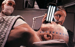 Internet of Beings: Giấc mơ số hóa cơ thể con người để chăm sóc sức khỏe hay cơn ác mộng mất nhân tính