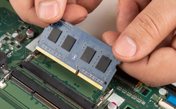Không thể cầm cự nổi, hàng loạt hãng PC sẽ tăng giá ngay từ tháng này: "Giá RAM và SSD vượt xa khả năng chịu đựng của bất kỳ hãng nào"