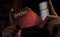 Xiaomi lại có điện thoại mới cho Potterheads: Thiết kế đậm chất Hogwarts, phụ kiện Harry Potter không thiếu món nào, có cả AI "Nón Phân Loại" cực xịn, giá chưa tới 8 triệu đồng