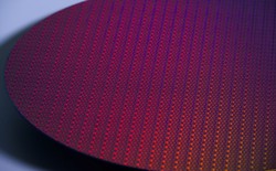Vì sao Intel lại đang tự nghi ngờ chính xưởng đúc chip 'cứu cánh' của mình?