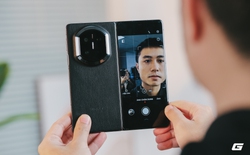 Điện thoại này giá chính hãng hơn 50 triệu đồng nhưng không có 5G