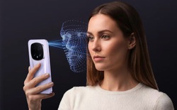Honor Magic 8 RSR Porsche Design ra mắt: Nhận diện khuôn mặt như FaceID của Apple, có lens zoom chụp siêu xa như vivo, RAM 24GB giữa bão độn giá