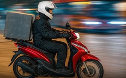 Coder tố cáo sự lừa đảo đằng sau ứng dụng giao đồ ăn: Bào tiền cả tài xế lẫn người dùng