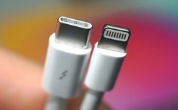 Hỏi AI: 2026 rồi có nên mua iPhone cổng Lightning?