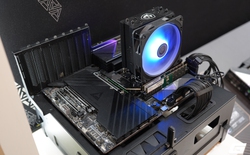 Cận cảnh dàn Mainboard MSI tại CES 2026: Sự trở lại của “Vua ép xung” UNIFY-X và chuẩn mực phần cứng mới cho dòng B850