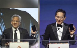 Chủ tịch Samsung và CEO NVIDIA cùng khoe Galaxy Z Fold8 đang sử dụng