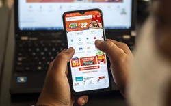 Vì sao nhà bán than phí nhưng không dám rời sàn