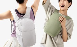 Xiaomi ra mắt balo giá khoảng 261.000đ, nhẹ 140g và gấp gọn vào túi riêng trên thân