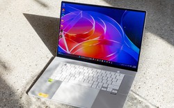 Trên tay một trong những chiếc laptop đầu tiên chạy nền tảng RTX Spark, giá gần 200 triệu đồng