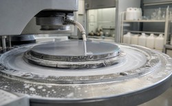 Phát minh ra thứ "đánh bóng chip", nhà khoa học Nga được cấp luôn bằng sáng chế