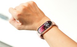 Trên tay Xiaomi Smart Band 11: Mỏng nhẹ hơn, màn hình sáng 2.000 nit, 