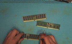 Cặp RAM giá ngang một chiếc ô tô được mang đi sửa, hé lộ nghề hot giữa cơn sốt AI