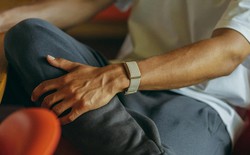 Chán smartwatch? Đây là 5 mẫu vòng đeo thông minh không màn hình, theo dõi sức khỏe cả ngày lẫn đêm