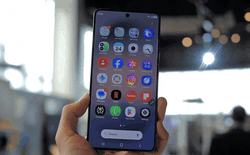 Đừng so Privacy Display của Galaxy S26 Ultra với miếng dán chống nhìn trộm thường, vì nó khác nhau 1 trời 1 vực