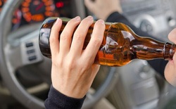 Cho người uống rượu, bia mượn ô tô, xe máy bị xử phạt thế nào?