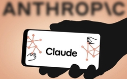 Bong bóng AI chưa vỡ, ngành công nghiệp phần mềm đã tan vỡ vì AI