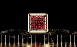 Thiết bị chấm lượng tử Trung Quốc tạo photon đôi tinh khiết 98,3% mở đường cho mạng lượng tử và truyền thông siêu bảo mật