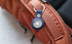 Trên tay AirTag mới: Vẫn là ngoại hình tiện dụng quen thuộc, nhưng "nội công" dò tìm đã đạt đến đẳng cấp mới