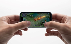 6 điện thoại nhỏ gọn hợp làm máy phụ: Màn hình từ 3 inch, vỏ siêu bền, pin trâu, camera tầm nhiệt đủ cả