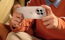 OnePlus Ace 6 Ultra lộ diện với màn hình 6,8 inch và chip Dimensity 9500