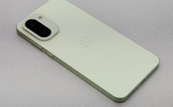 Nothing Phone (4a) Pro và OnePlus 15R: Cuộc đối đầu giữa thiết kế độc đáo và hiệu năng đỉnh cao