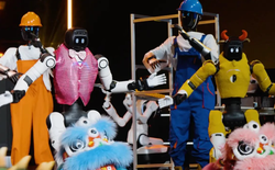 Từ 30.000 xuống 1.000 Nhân dân tệ: Cơn sốt thuê robot ở Trung Quốc "nguội lạnh" sau bùng nổ