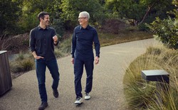 Tim Cook rời ghế CEO Apple sau 15 năm, John Ternus tiếp quản từ 1/9