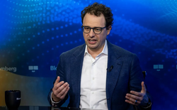 Anthropic gọi vốn 30 tỷ USD ba tuần sau khi CEO tuyên bố AI sẽ thay thế lập trình viên