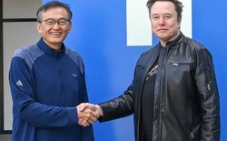 Intel hợp tác với SpaceX và Tesla xây nhà máy chip AI tại Mỹ