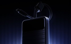 Ugreen sắp bán pin dự phòng mới chú trọng an toàn, có thể đem lên máy bay, tích hợp màn hình và cáp USB-C