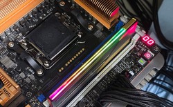 ASUS lần đầu làm RAM thương hiệu ROG, mừng 20 năm dòng sản phẩm gaming