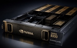 Đường dây buôn lậu chip bị phá, giá máy chủ AI NVIDIA B300 tại Trung Quốc tăng lên 1 triệu USD: Cao gấp đôi tại Mỹ