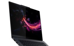 Lenovo ra mắt laptop 15 inch mới với màn hình OLED 1.100 nit, RAM đồ họa lên tới 96 GB