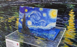 Cận cảnh laptop Van Gogh giới hạn của MSI tại Computex 2026: Đẹp hơn mọi laptop gaming từng thấy