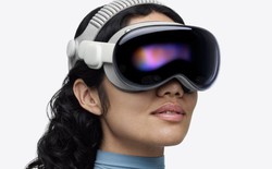 Apple bất ngờ "đóng băng" Vision Pro? Tương lai được đặt cược vào kính AI cạnh tranh Meta Ray-Ban