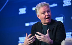 CEO Cloudflare thừa nhận điều chưa từng có trong lịch sử Internet: Bot AI đã vượt mặt con người sớm hơn dự đoán