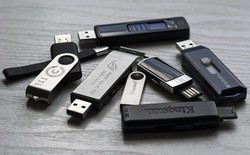 "Tận thế" hay sao mà nước Nga lại ồ ạt gom mua hàng triệu chiếc USB?