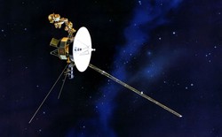 Cách Trái Đất hơn 21 tỷ km, NASA vẫn gửi được bản cập nhật cho tàu Voyager 2
