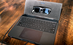 Vứt luôn màn hình laptop, Spacetop G1 cho người dùng đeo cả “màn hình 100 inch” trên mặt