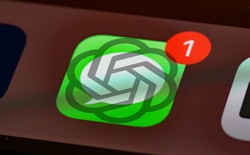 ChatGPT chạm vào thứ Apple bảo vệ nhất