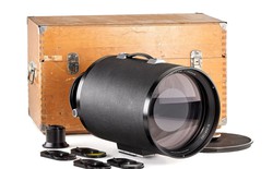 Ống kính 1.000 mm nặng 16,5 kg từ thập niên 1970 bất ngờ cho thấy khả năng đáng nể khi gắn lên máy ảnh hiện đại